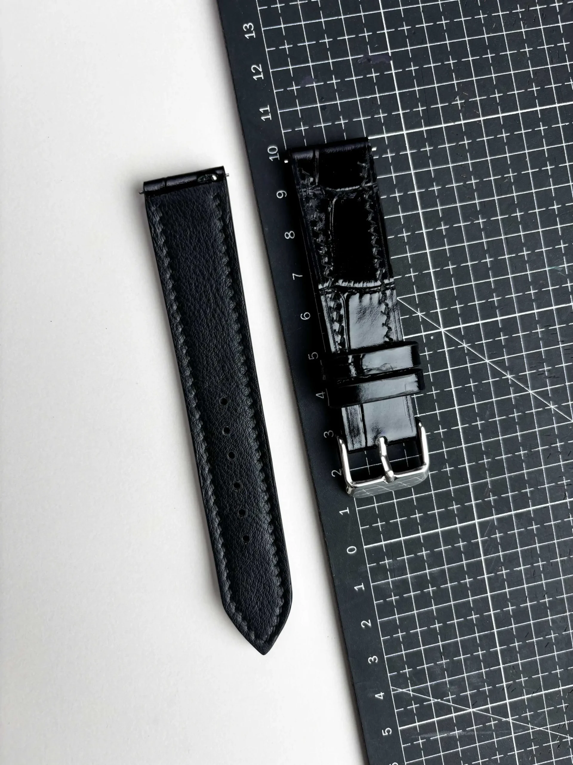 italian nero cocco stampato leather strap lining italian nero cocco stampato leather strap lining